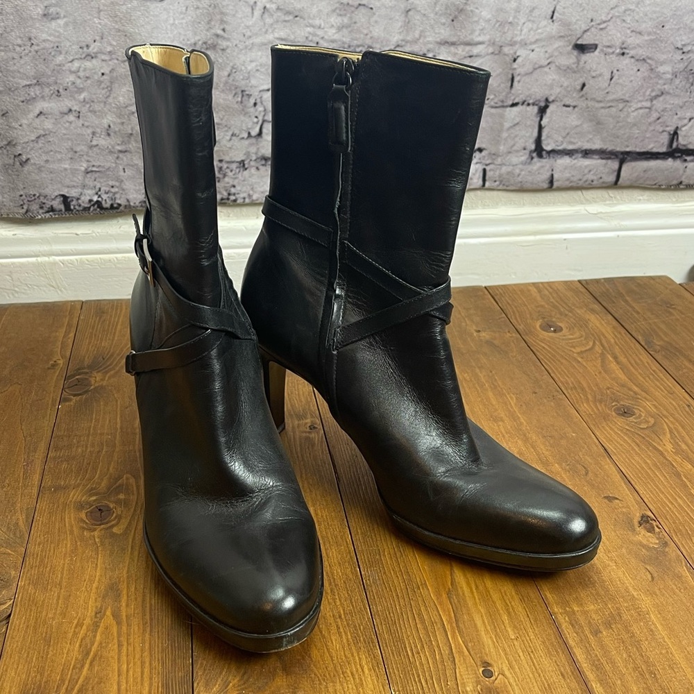 Antonio Melani size 7.5 M Jessica Black leather heeled boots